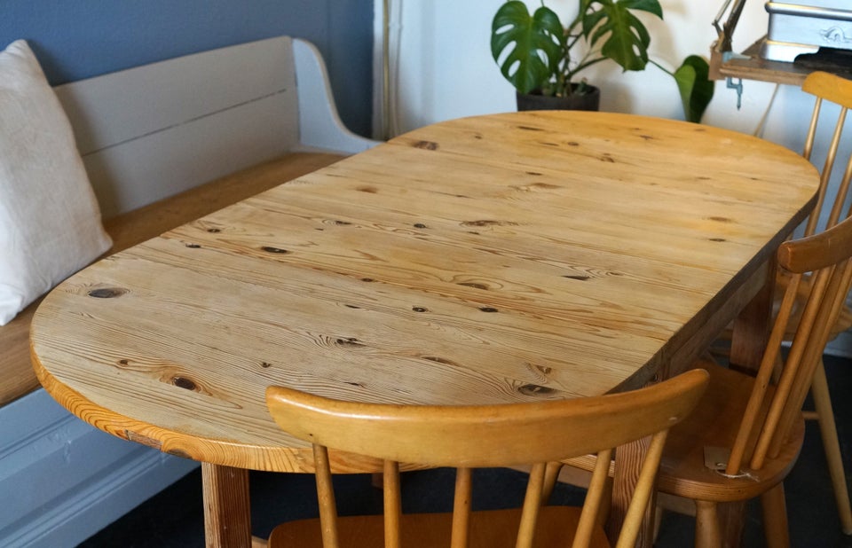 Spisebord med 2 klapper fyrretræ