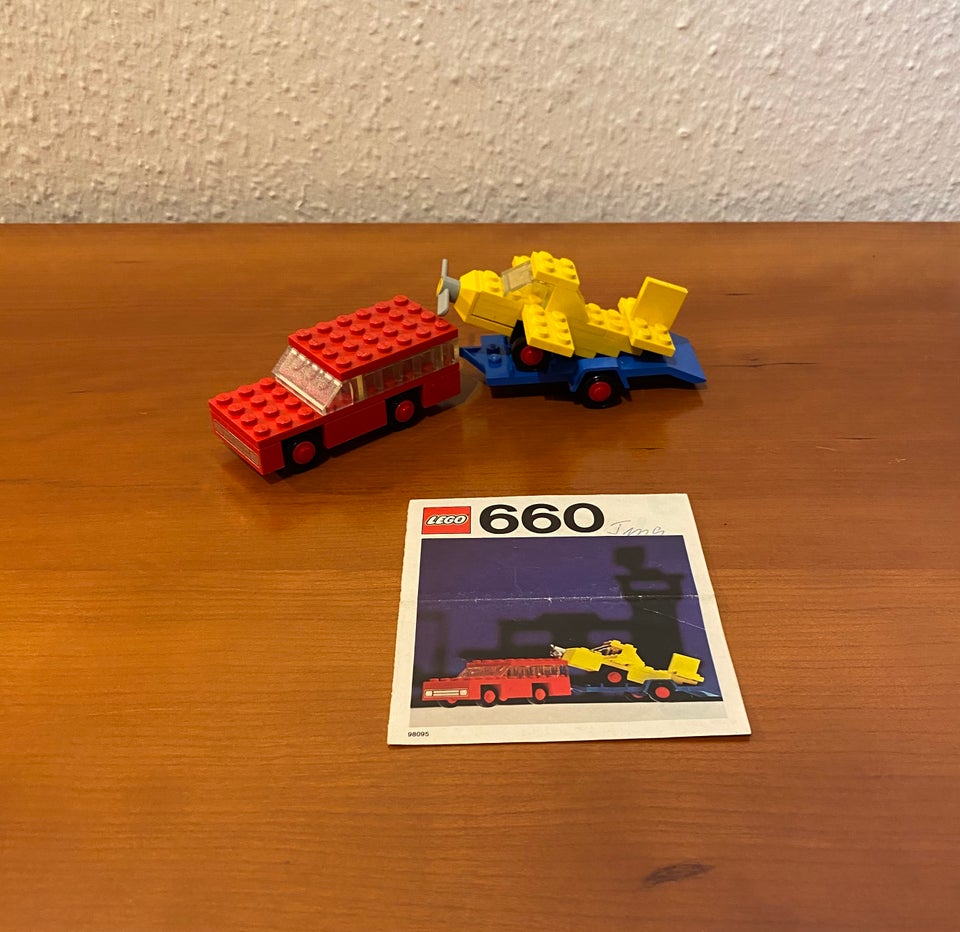 Lego System 660 - Car with Plane