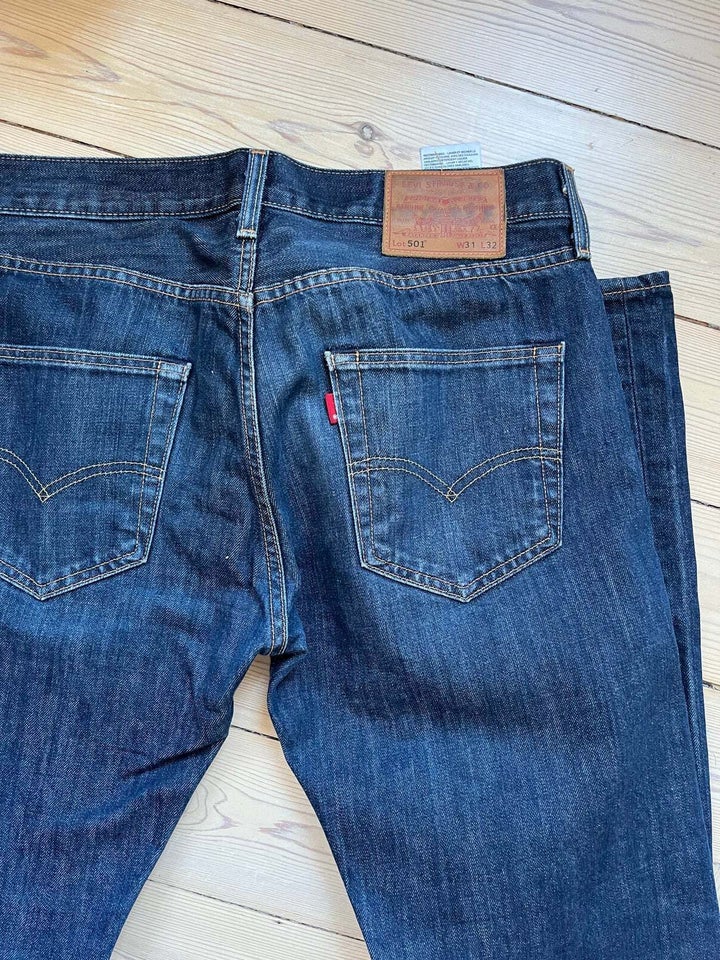 Jeans, Levis 501, str. 31