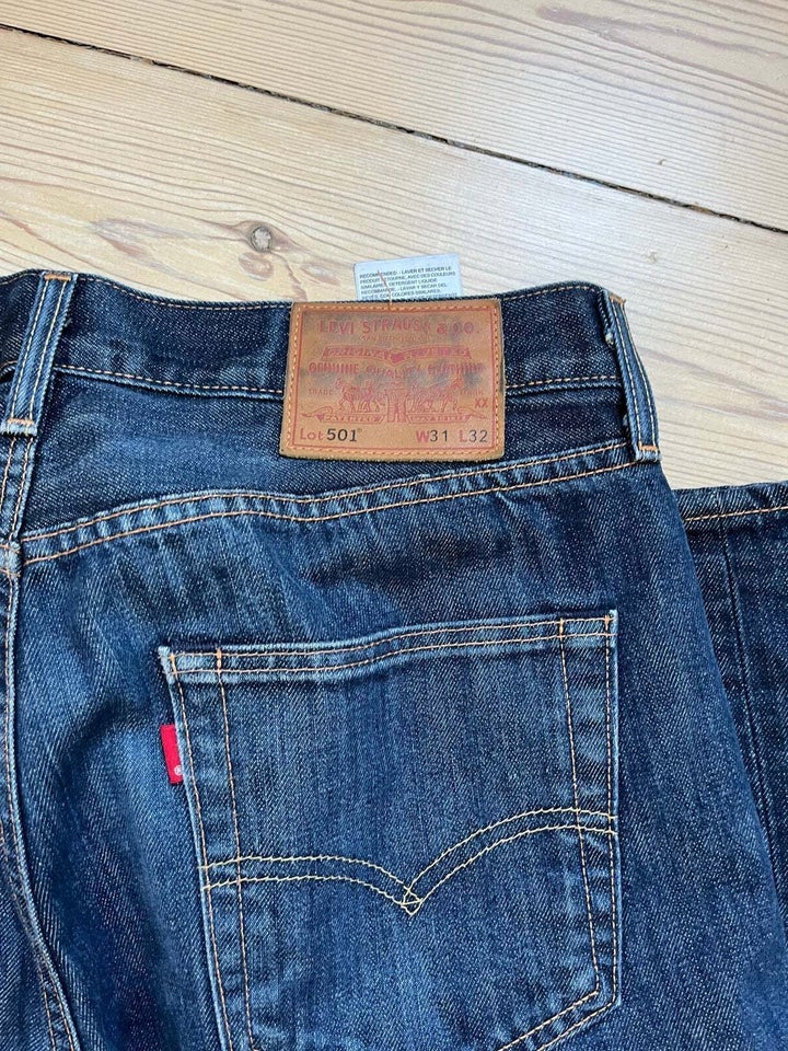 Jeans, Levis 501, str. 31