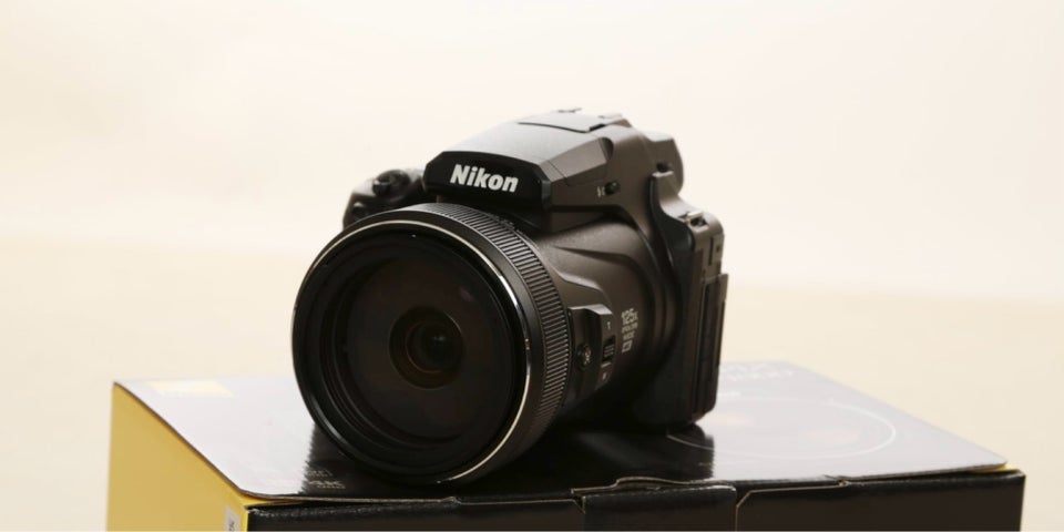 Nikon Coolpix P1000, 125 x optisk