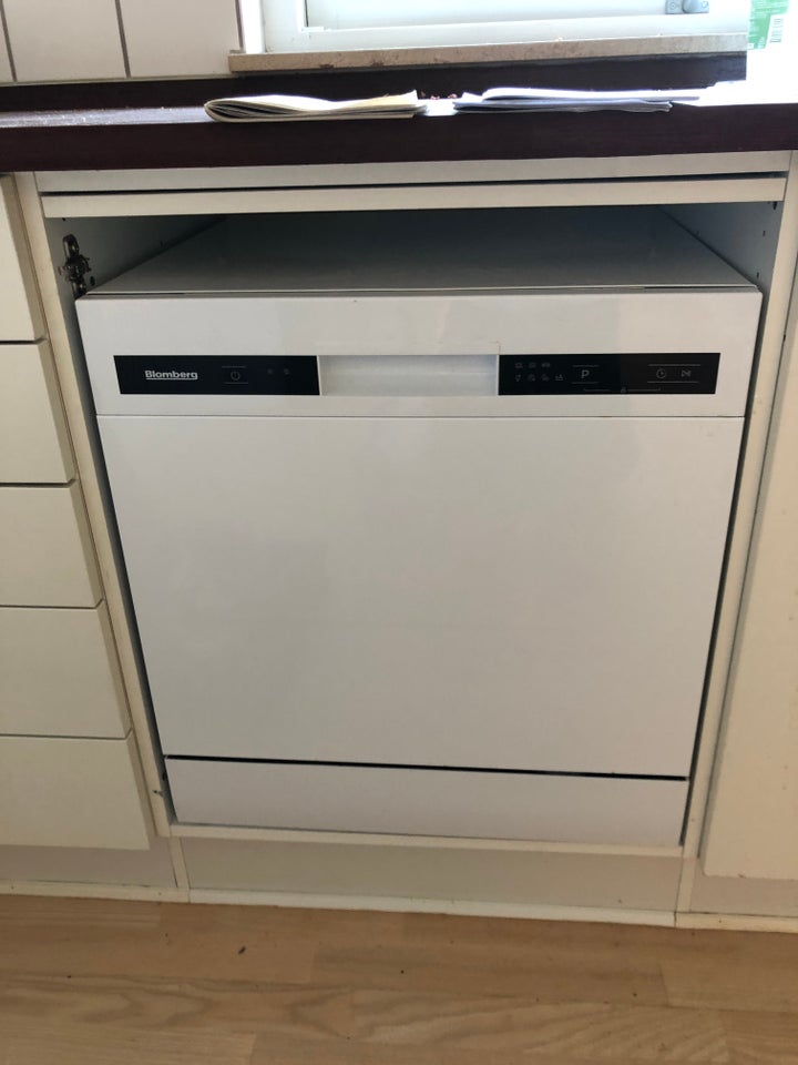 Blomberg BTP36810W