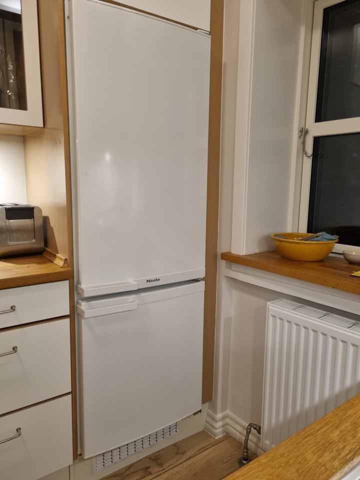 Køle/fryseskab, Miele KD12612S,