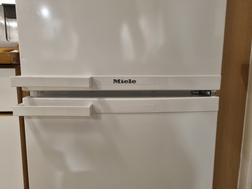 Køle/fryseskab, Miele KD12612S,