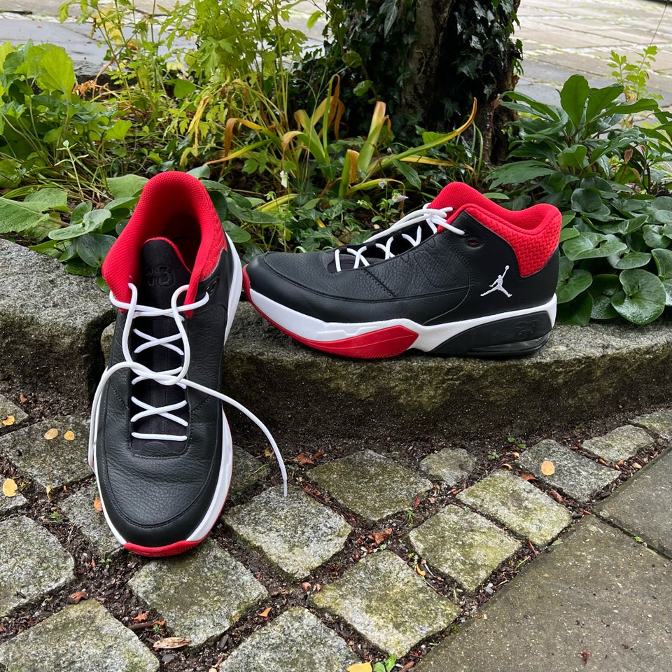 Basketstøvler Jordan Max Aura 3