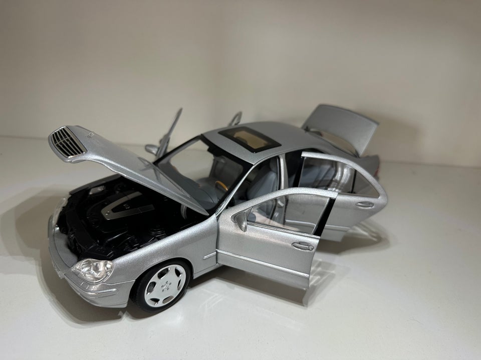 Modelbil, Norev Mercedes S600,