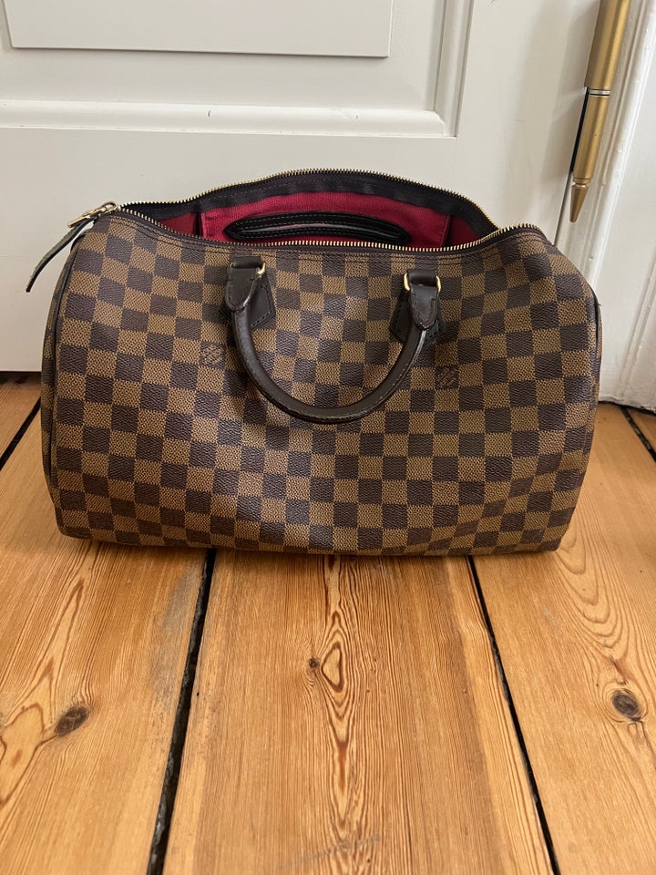 Anden taske, Louis Vuitton