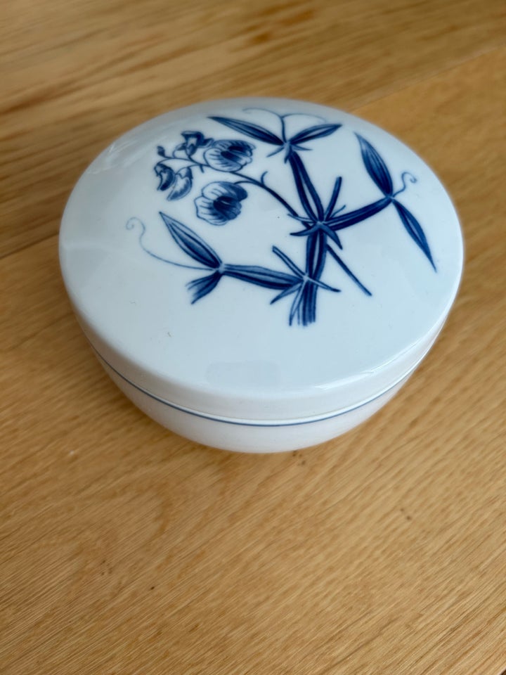 Porcelæn, Skål med låg, Bing og