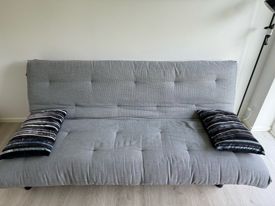 Sovesofa, Futon Innovation