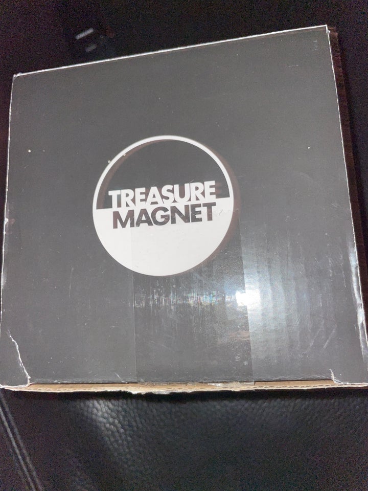 Andet, Tressure Magnet