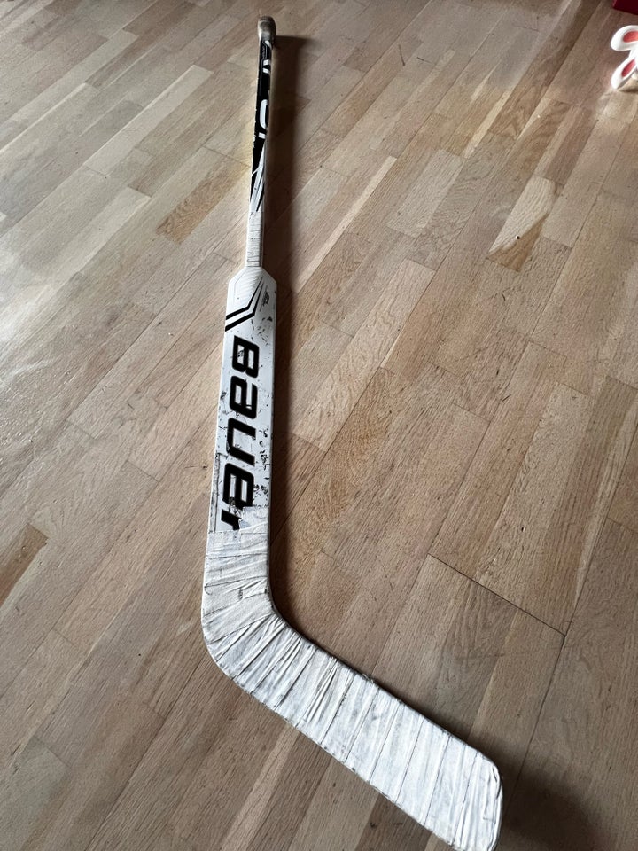 Ishockeyudstyr Bauer str P31