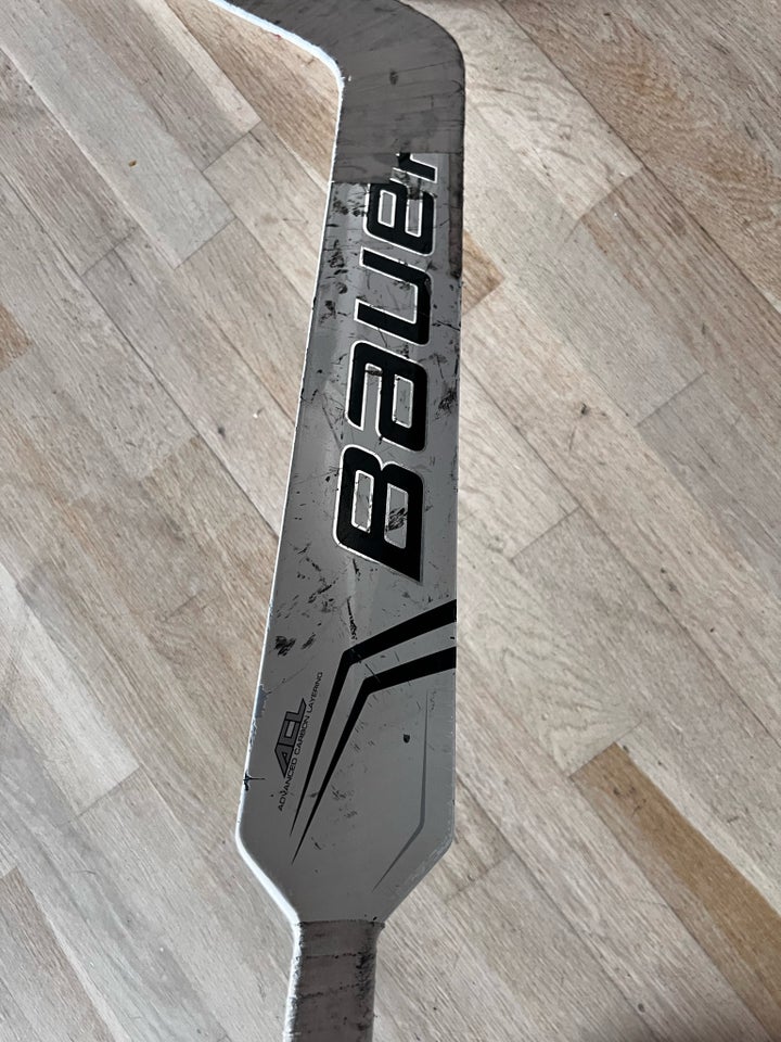 Ishockeyudstyr Bauer str P31