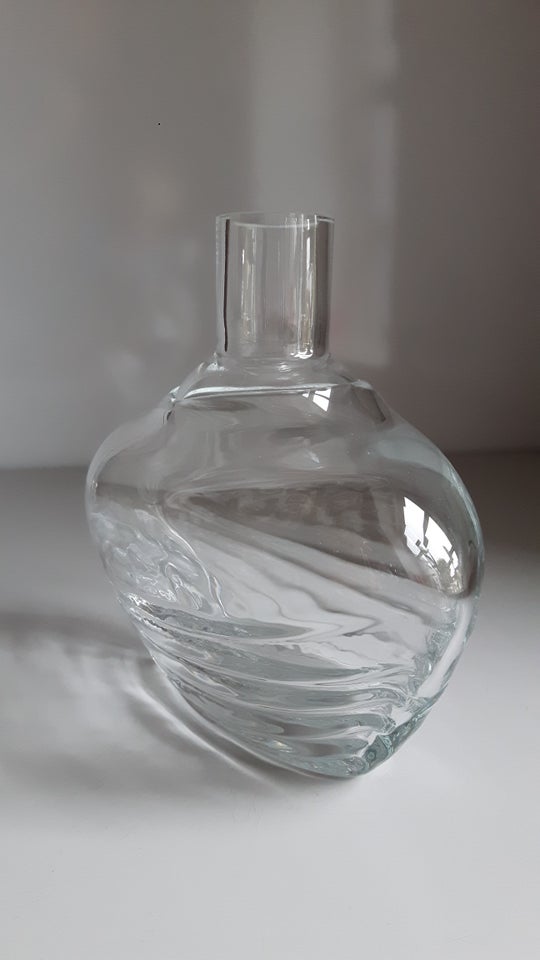 Glas Karaffel skulptur