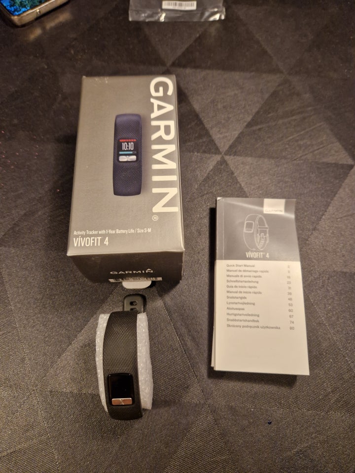 Løbeur, Garmin vivofit 4