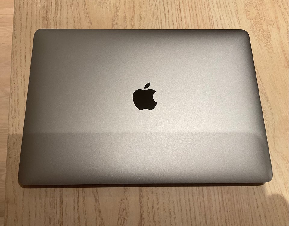 MacBook Pro, 13”, 2020