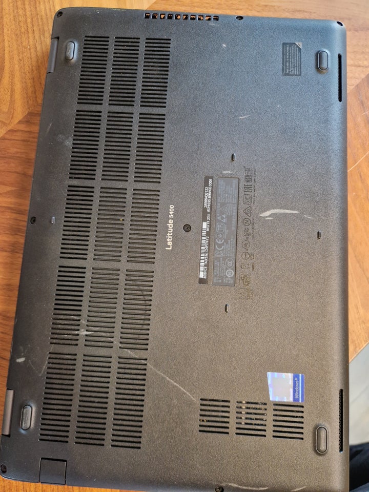 Dell Latitude 5400, 1.60 GHz, 16 GB