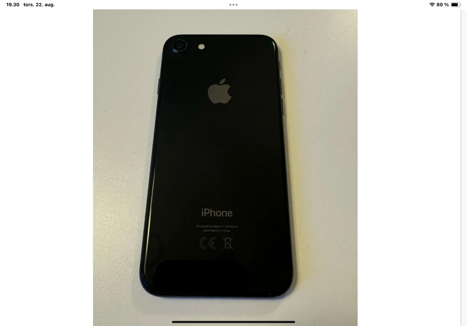 iPhone 8, 64 GB, sort