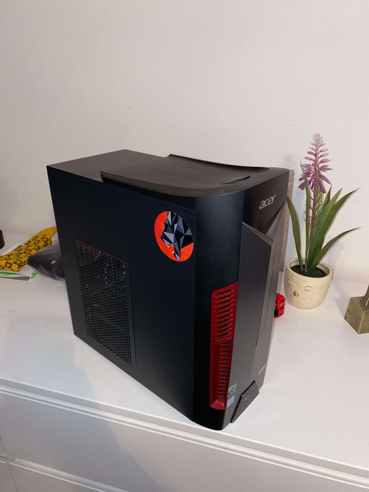 Gamer Computer, Tomas Egelund