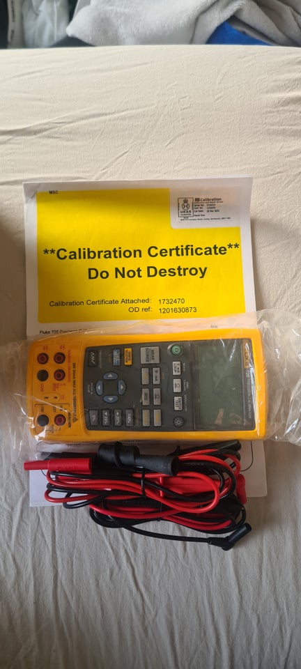 Fluke - 726 Precision Calib...