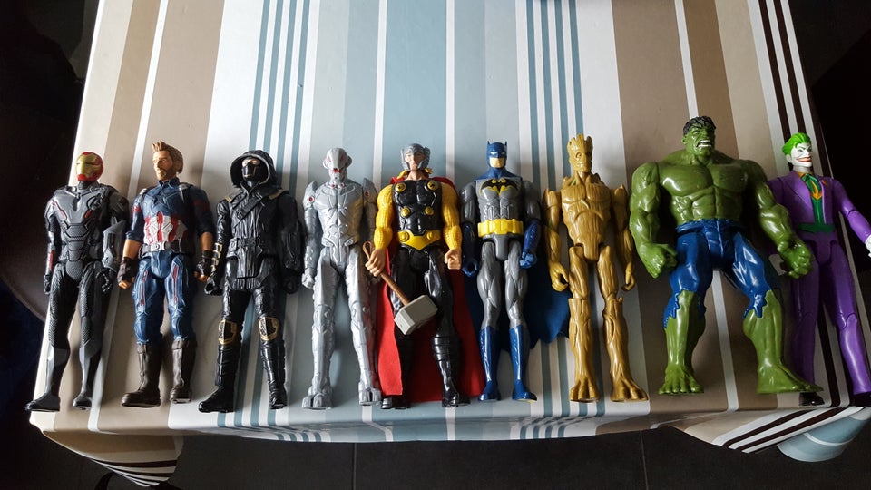 Marvel Avengers  DC Figurer,