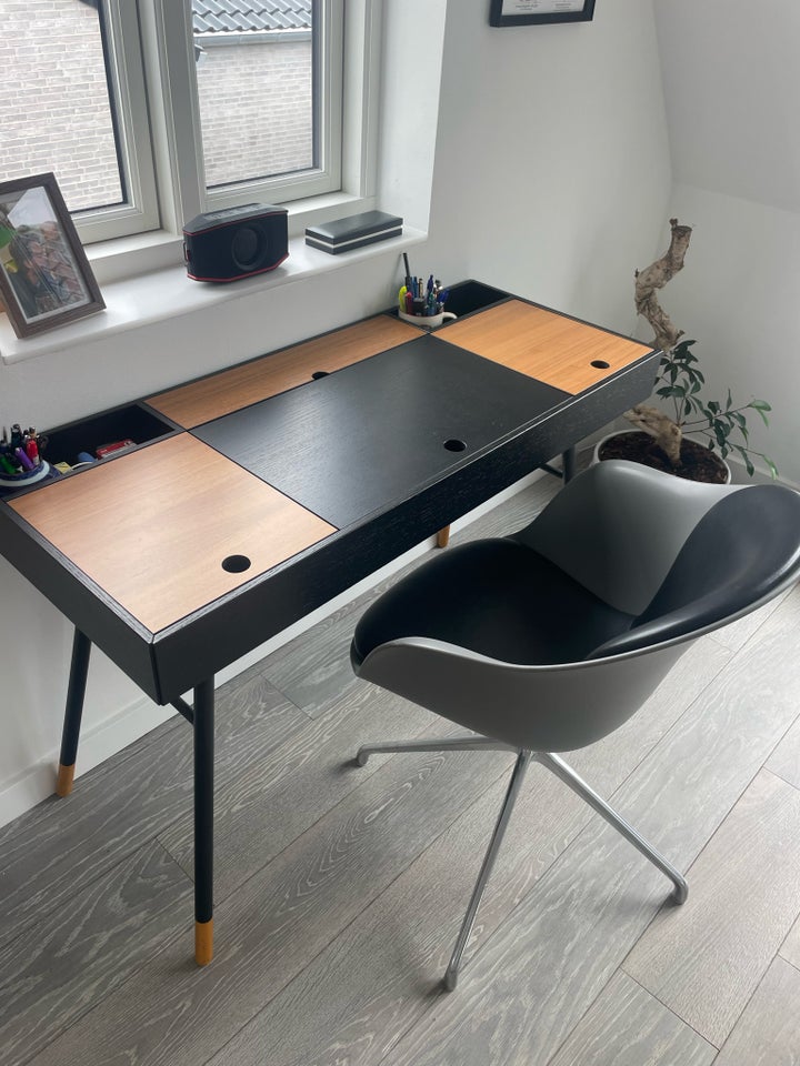 Skrivebord og stol Boconcept