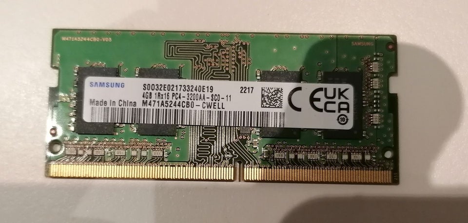 Samsung, 4, DDR4 SDRAM