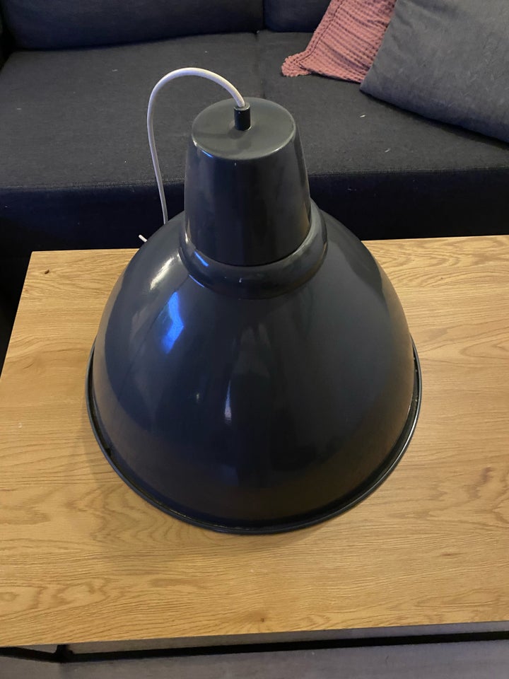 Anden loftslampe, Industri lamper