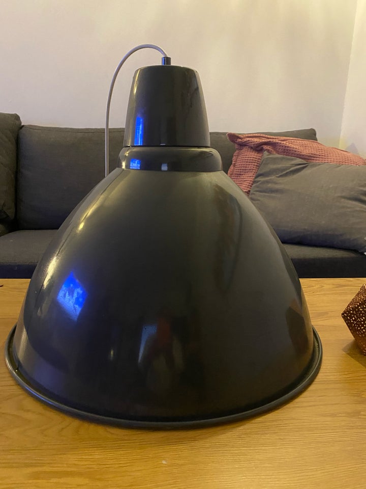 Anden loftslampe, Industri lamper