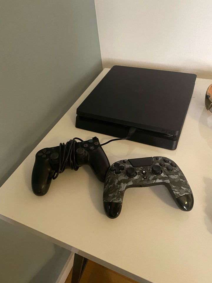 Playstation 4, 1000tg, God