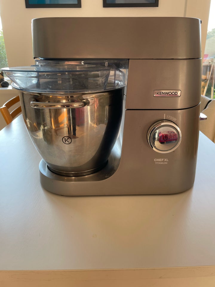 Chef XL Titanium, Kenwood