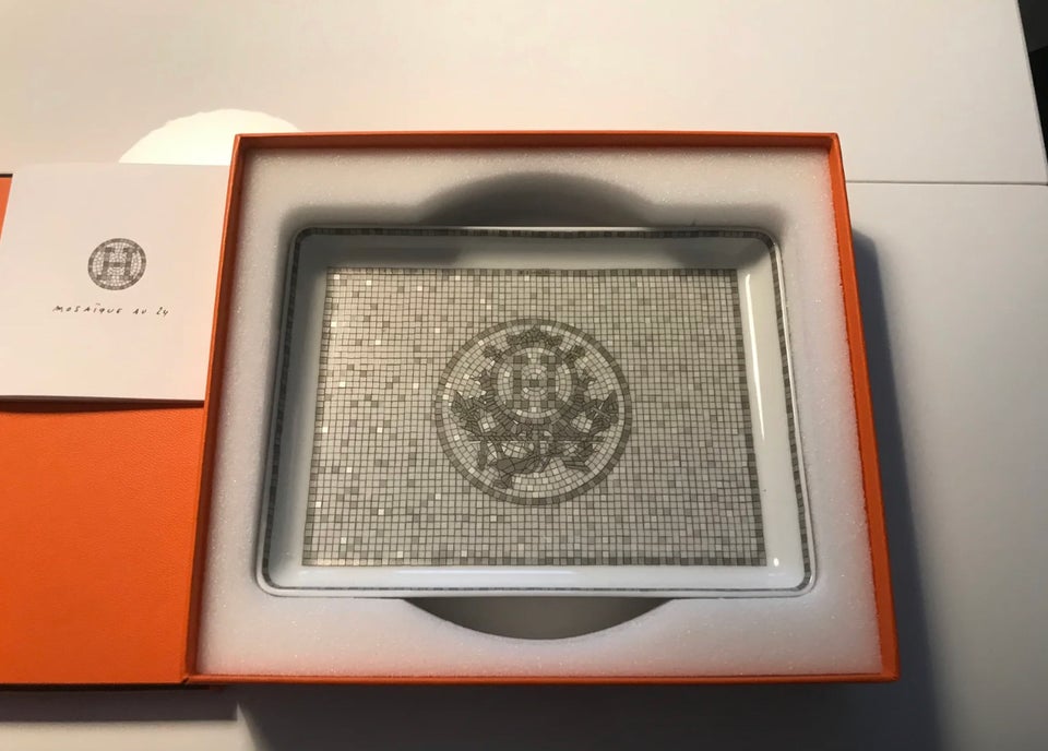 Hermes tray, Hermes