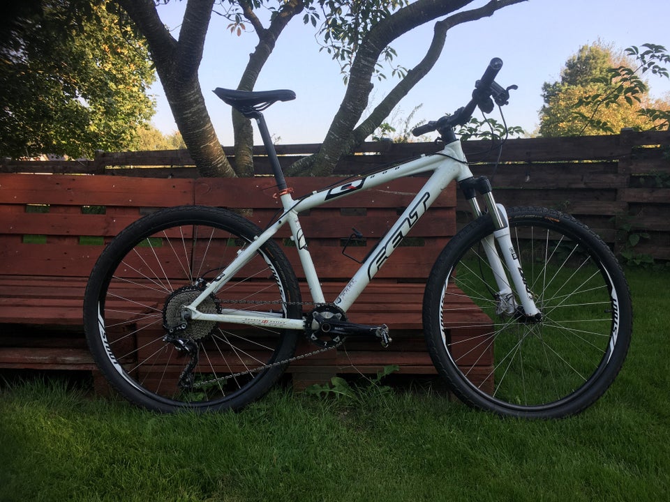 Felt Q800 hardtail 175 tommer