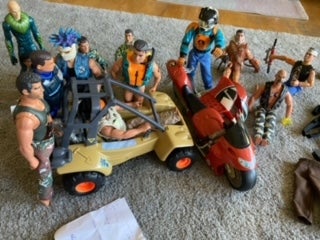 SAMLING HASBRO ACTION MEN MED BIL og