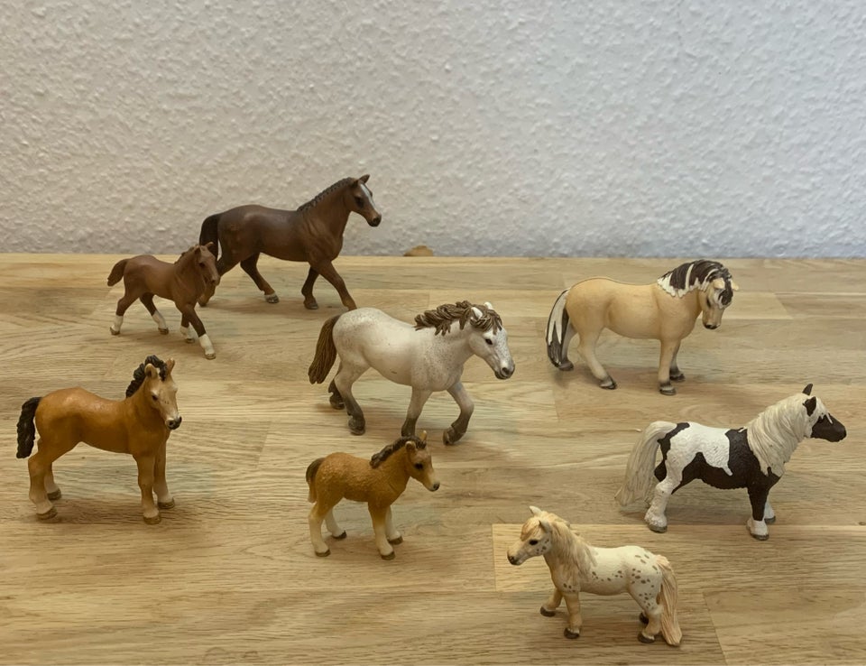 Dyr, 25 Schleich heste, Schleich