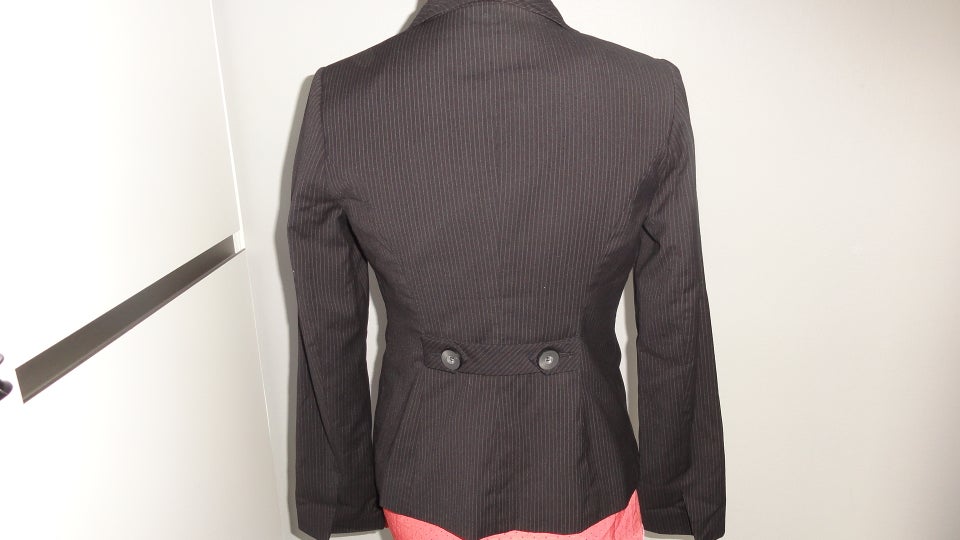 Blazer, str. 38, Orsay