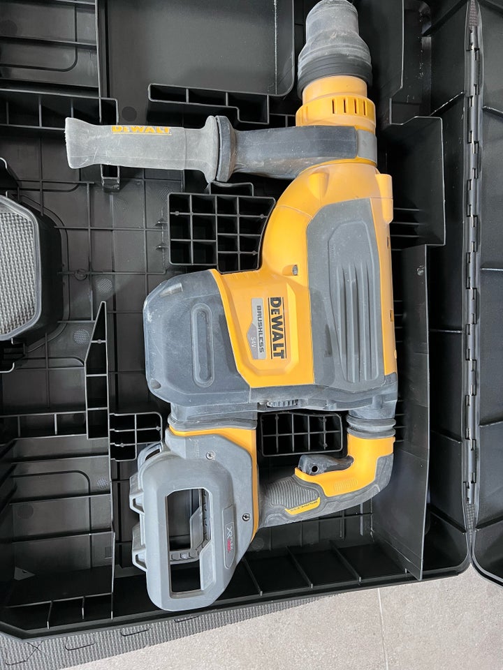 Borehammer, DeWalt