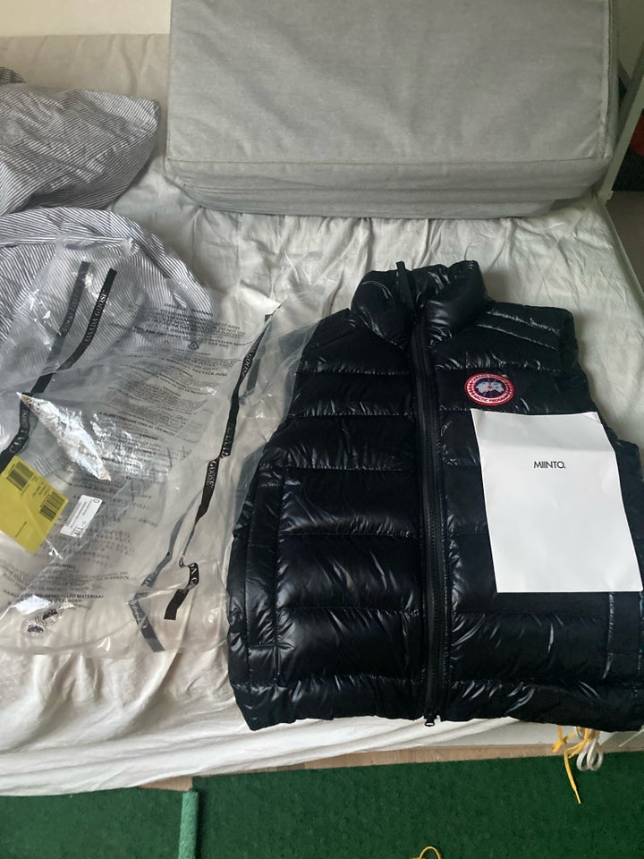 Vest str S Canada goose