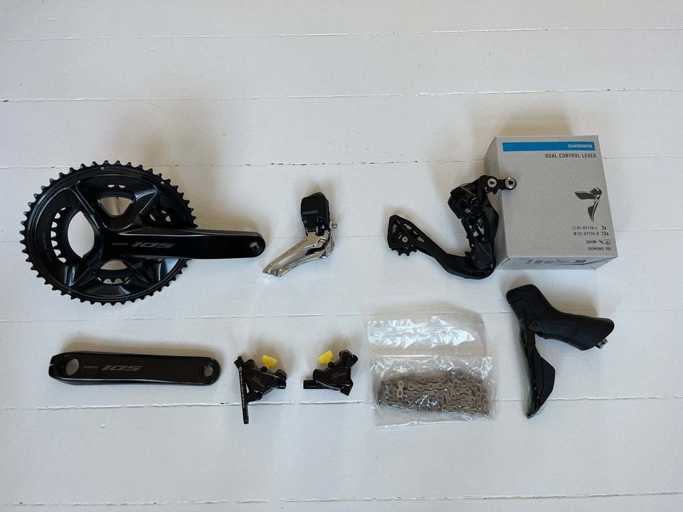 Geargruppe, Shimano 105 Di2 12