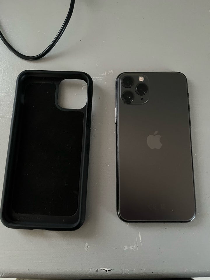 iPhone 11 Pro, 64 GB