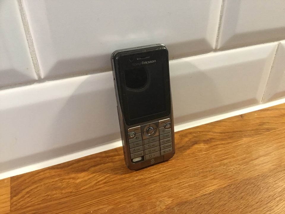 Sony Ericsson K660i, Defekt