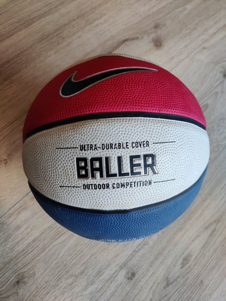 Basketball Nike Baller str 7