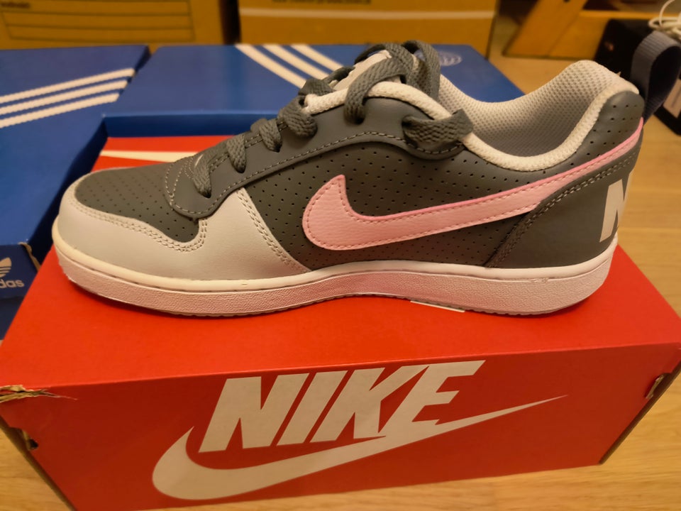 Sneakers, str. 39, Nike