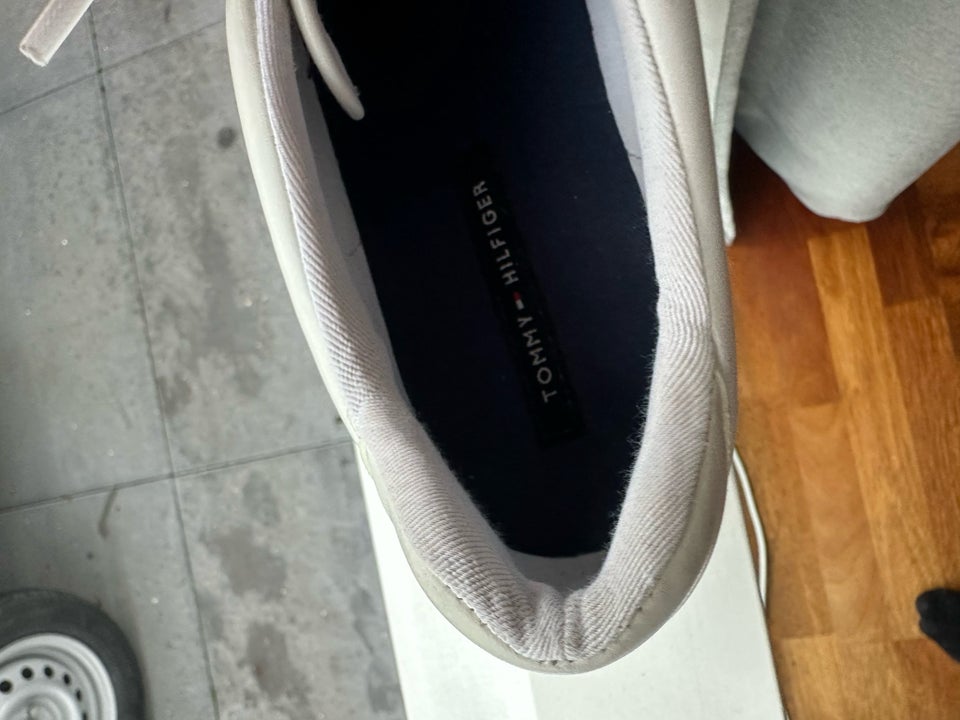 Sneakers, Tommy Hilfiger, str. 39