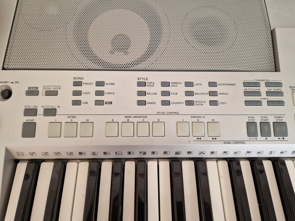 Keyboard, Yamaha PSR-S500