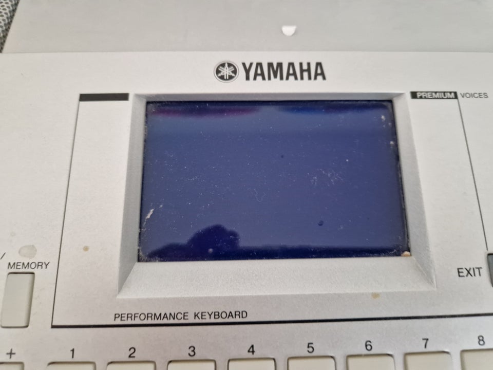 Keyboard, Yamaha PSR-S500