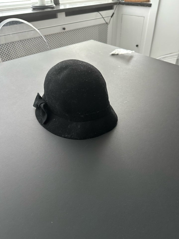 Hat, Zara, str. 56 cm