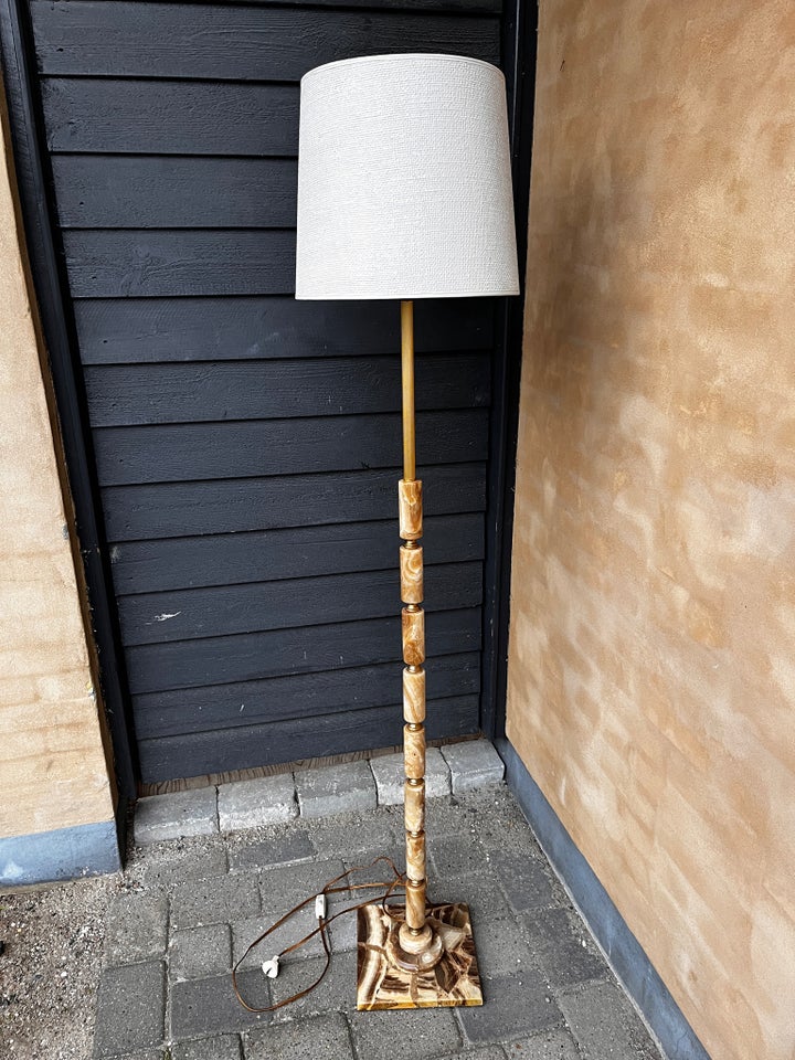 Standerlampe