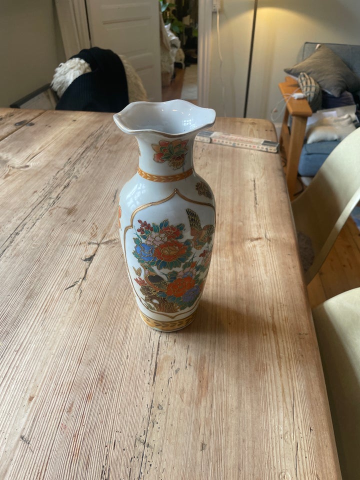 Vase, Vase