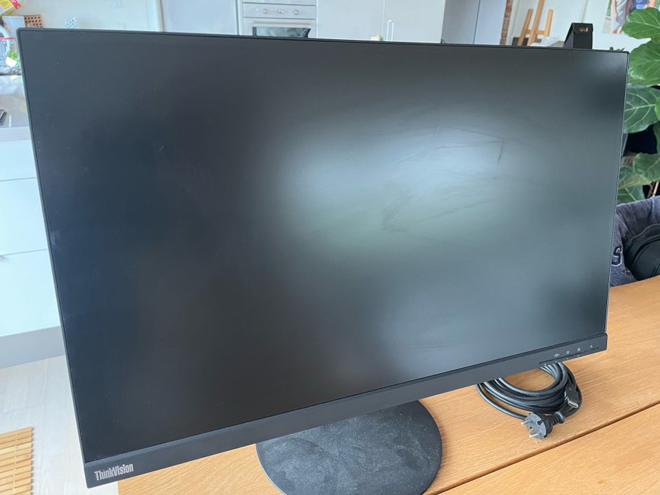 Lenovo Thinkvision fladskærm