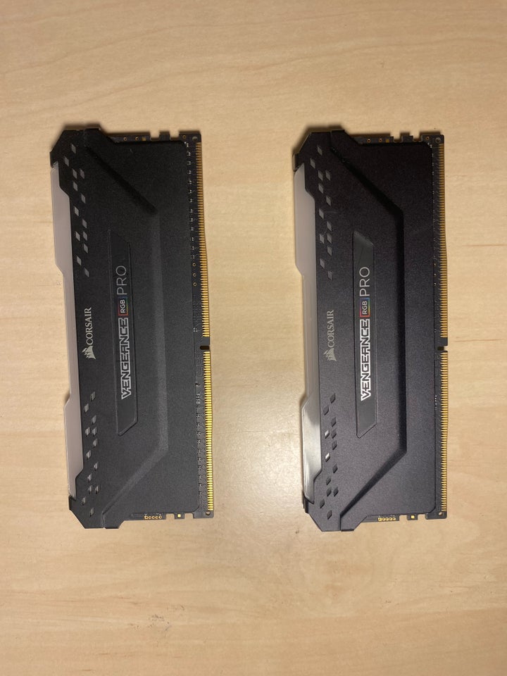 Corsair, 16gb, DDR4 SDRAM